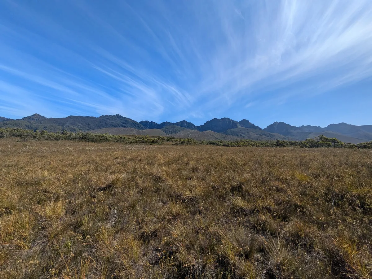 Panorama sur tout le massif des Wester Arthurs depuis les plaines