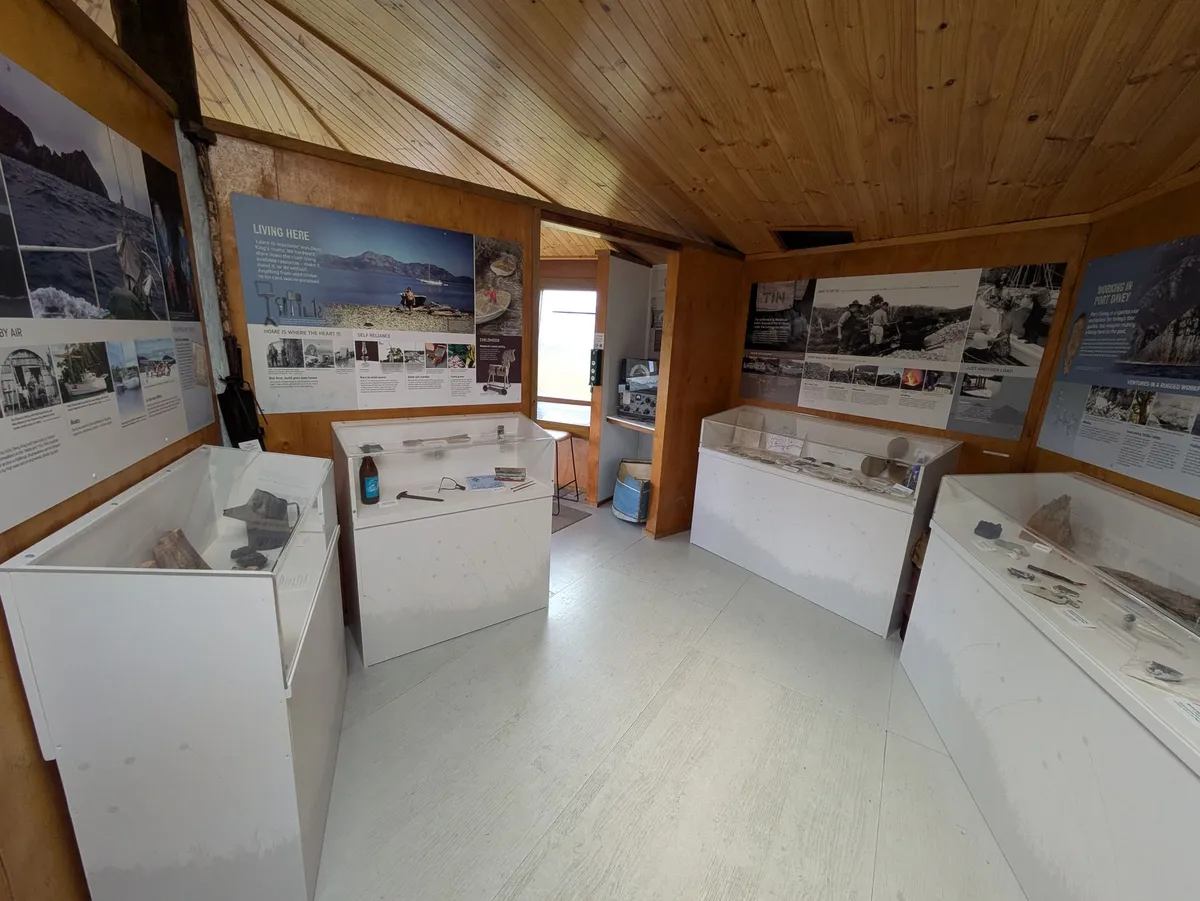 Musee de Deni King