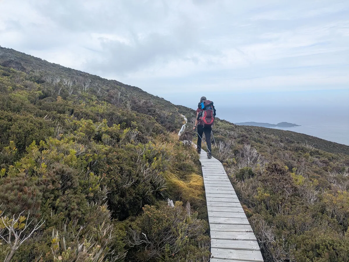 Boardwalk avec vue sur l'océan