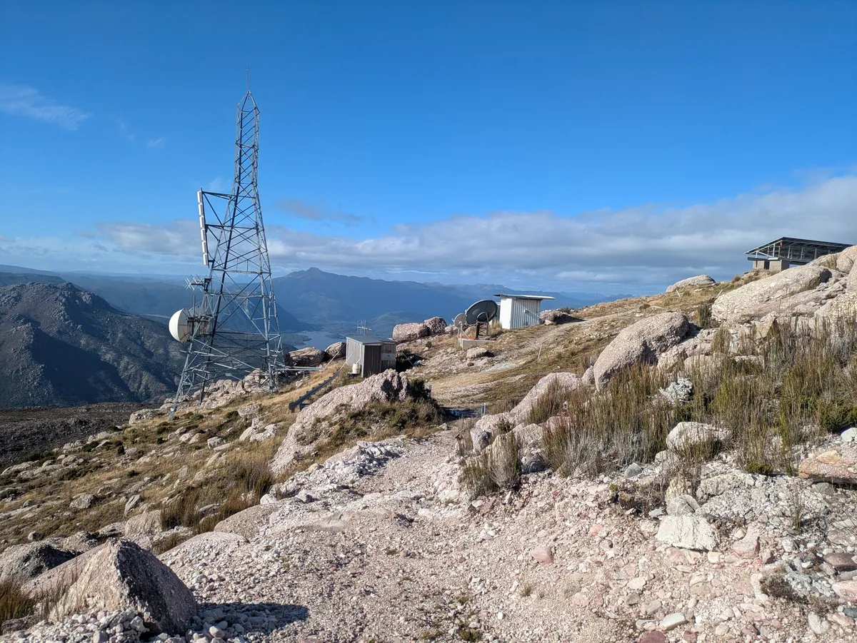 Antennes et paraboles