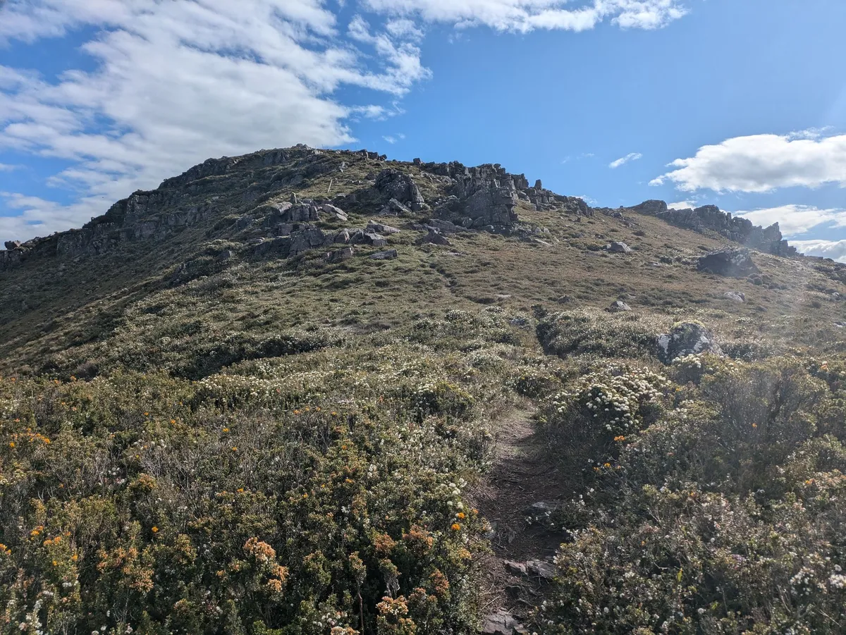 Trois colonnes de rochers superposés