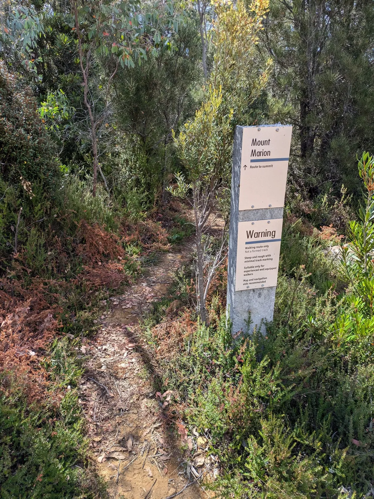 Panneau vers Mount Marian