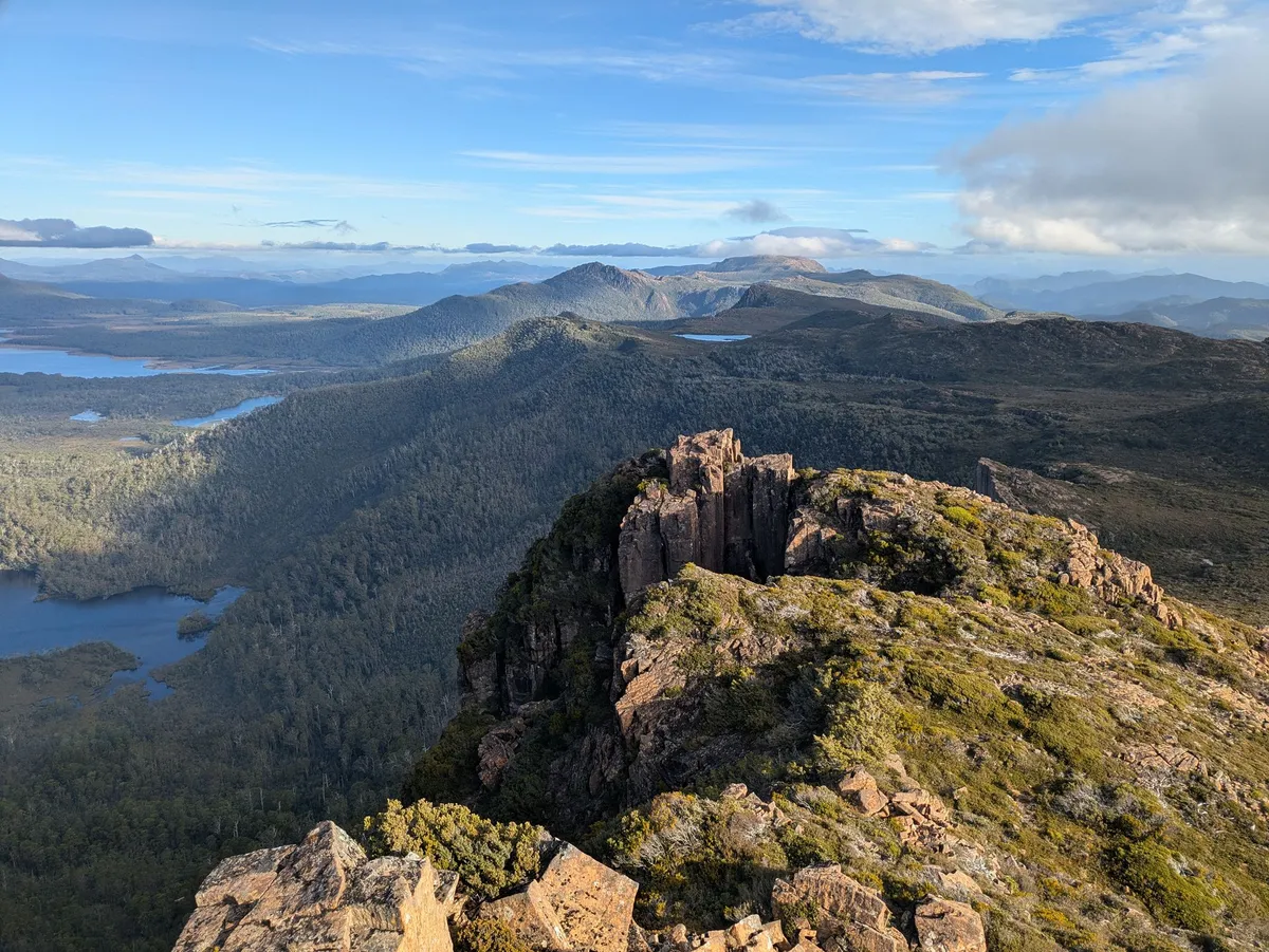 Panorama au sud du Mt King William I